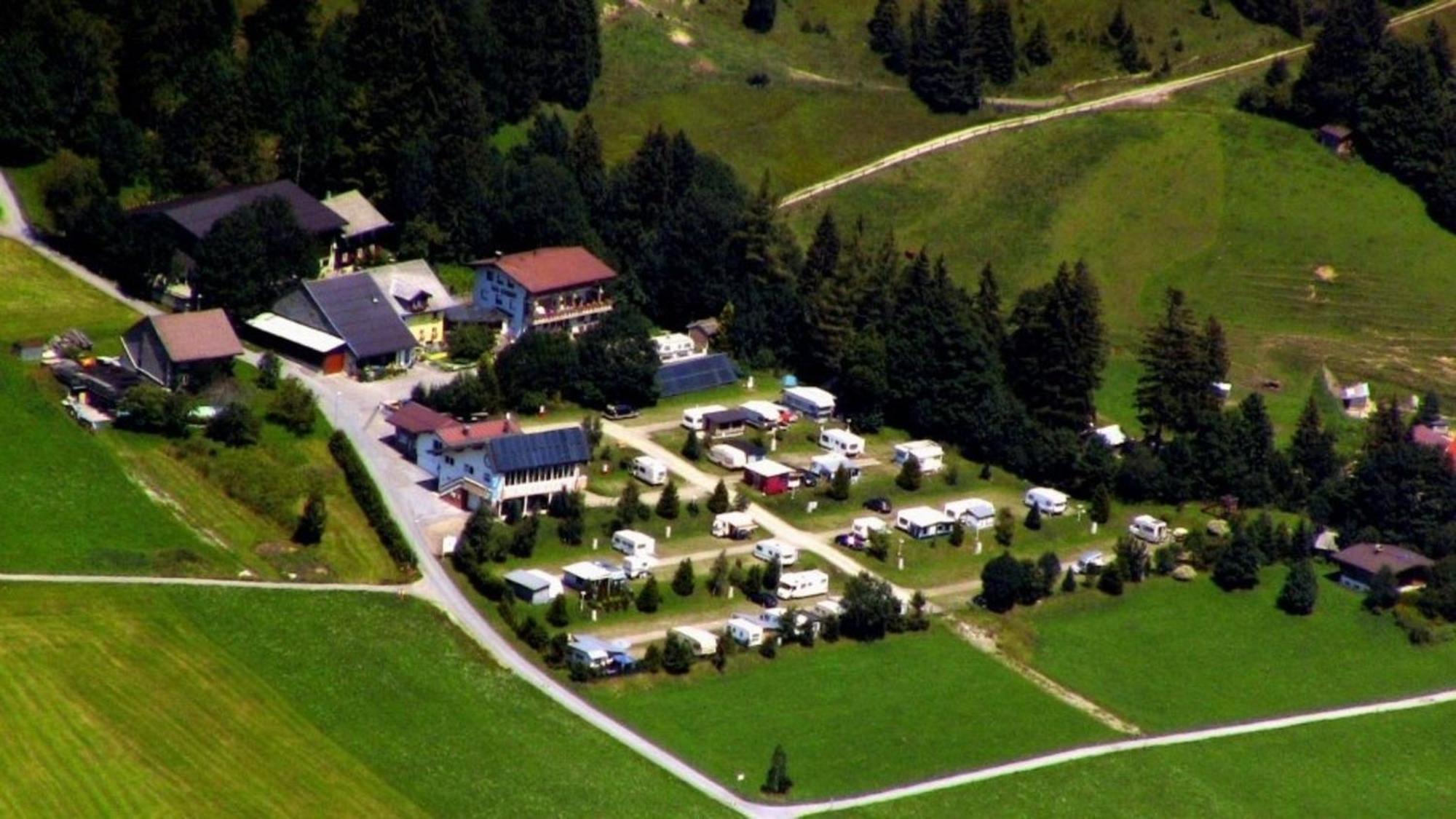 App 1 - Farbennest Mit Fruehstueck Teekueche, Sommerbergbahnen Inkl Tannheim Esterno foto